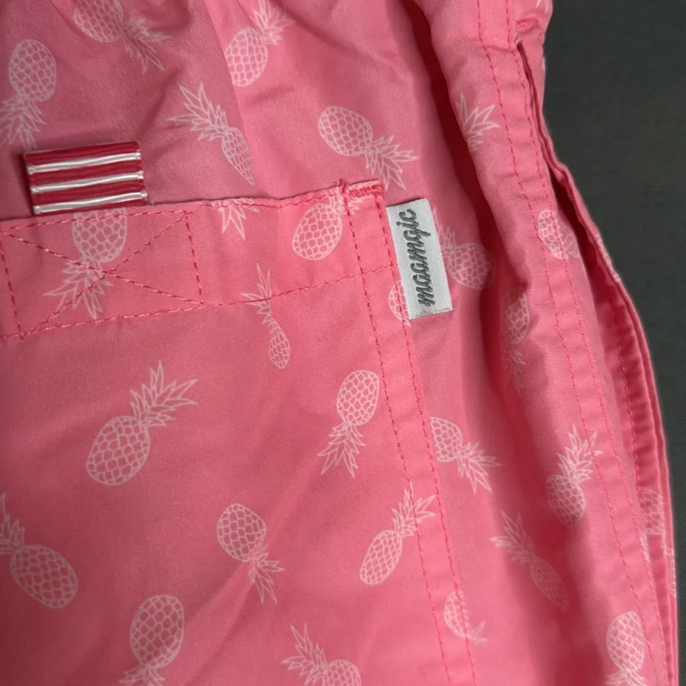 Maamgic‎ Men's Pink Swim Shorts size small